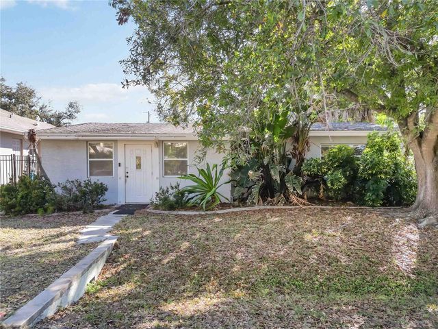 300 FIELD AVENUE E, Venice, FL 34285