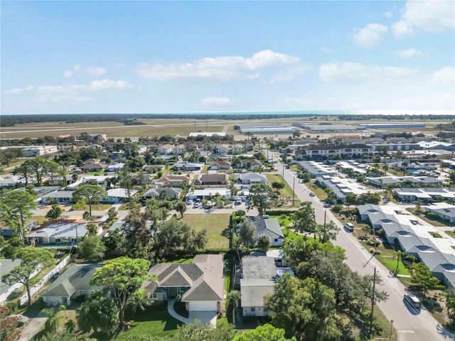 300 FIELD AVENUE E, Venice, FL 34285