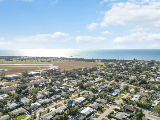 300 FIELD AVENUE E, Venice, FL 34285