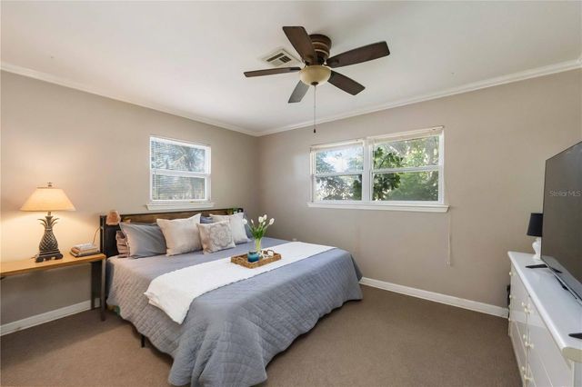 300 FIELD AVENUE E, Venice, FL 34285