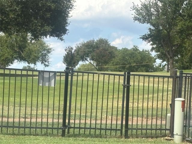 6507 Shadowview Court, Mineral Wells, TX 76067