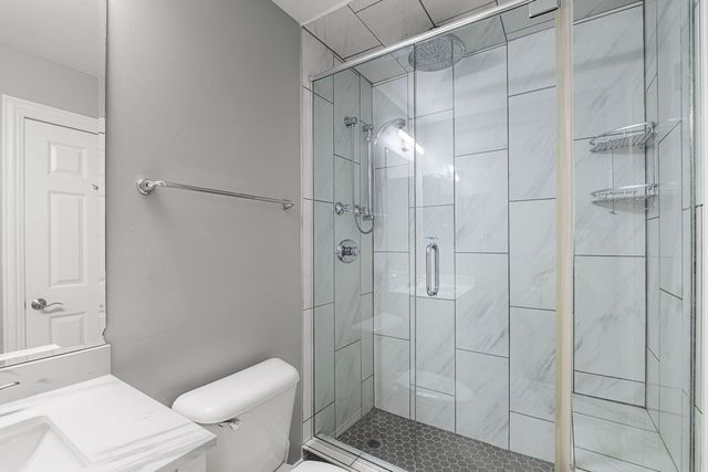 3250 N Lincoln Avenue C, Chicago, IL 60657