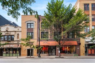 3250 N Lincoln Avenue C, Chicago, IL 60657