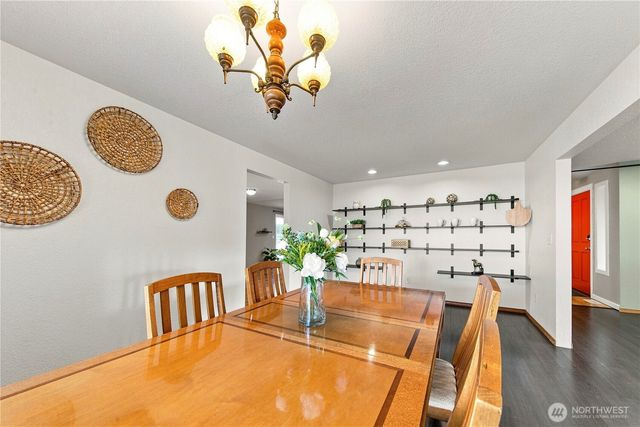 4114 Indian Summer Dr SE, Olympia, WA 98513