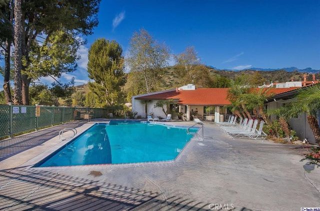 9642 Via Torino 132, Sun Valley, CA 91504