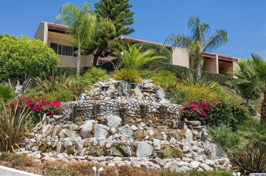 9642 Via Torino 132, Sun Valley, CA 91504