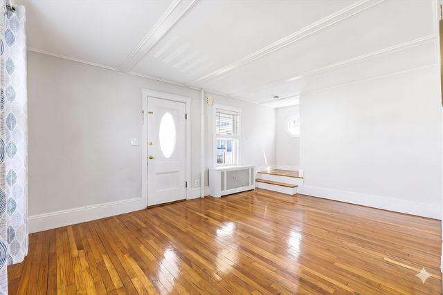 3 Ainsworth Pl, Melrose, MA 02176