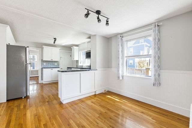 3 Ainsworth Pl, Melrose, MA 02176