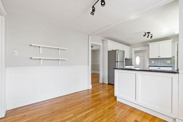 3 Ainsworth Pl, Melrose, MA 02176