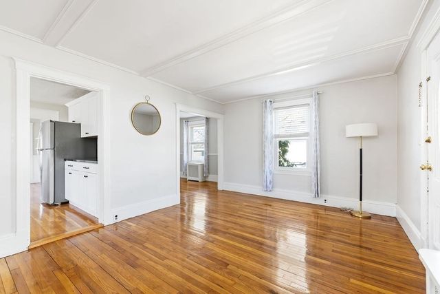 3 Ainsworth Pl, Melrose, MA 02176