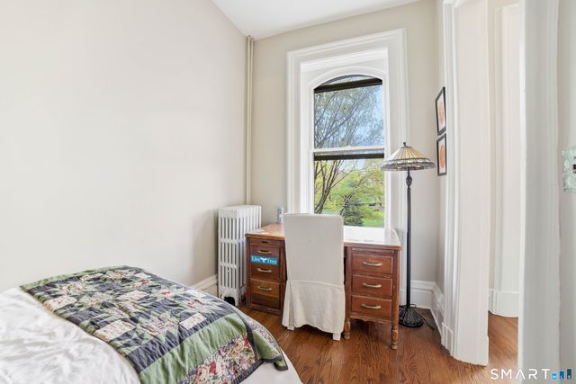 562 Chapel Street, New Haven, CT 06511