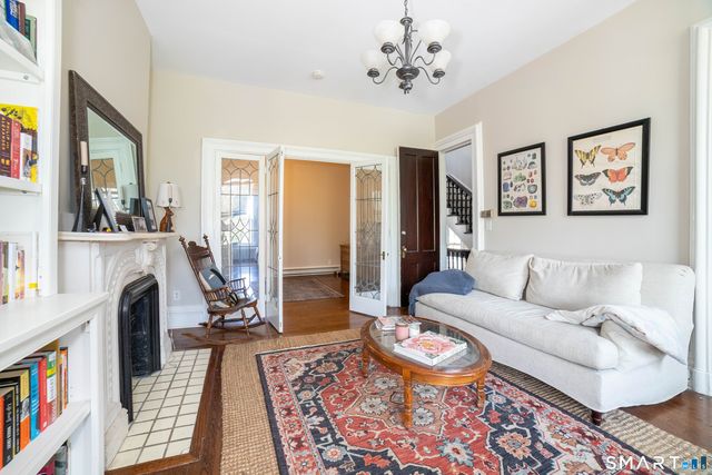 562 Chapel Street, New Haven, CT 06511