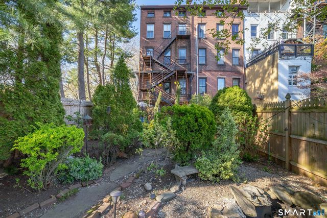 562 Chapel Street, New Haven, CT 06511