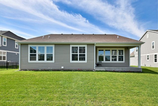 1174 Larswood Lane, Crystal Lake, IL 60012