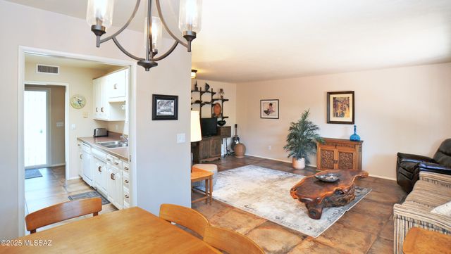 5754 E Grant Road, Tucson, AZ 85712