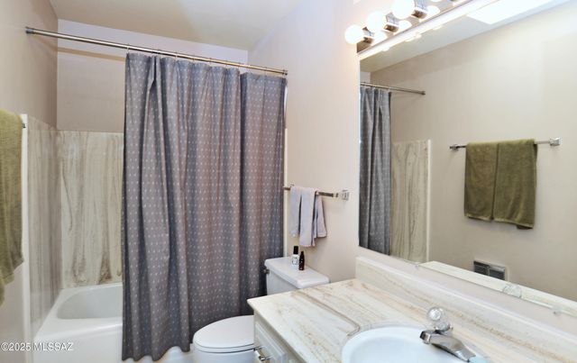 5754 E Grant Road, Tucson, AZ 85712