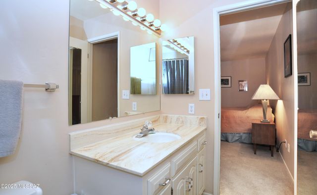 5754 E Grant Road, Tucson, AZ 85712