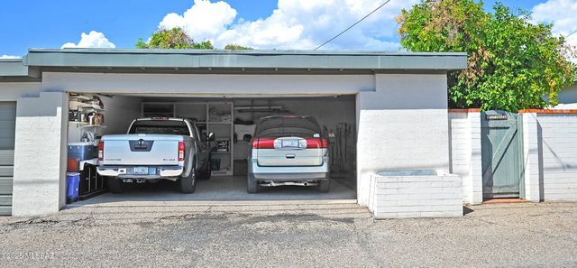 5754 E Grant Road, Tucson, AZ 85712