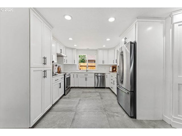 4010 Ne 136TH Ct, Vancouver, WA 98682