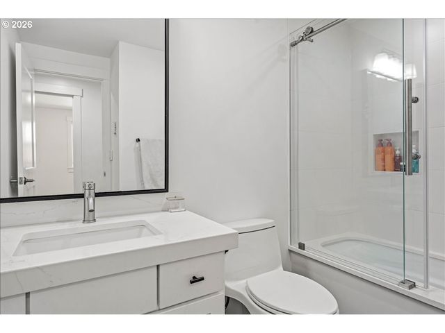 4010 Ne 136TH Ct, Vancouver, WA 98682