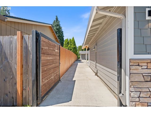4010 Ne 136TH Ct, Vancouver, WA 98682