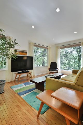 6889 Olentangy River Road, Columbus, OH 43235