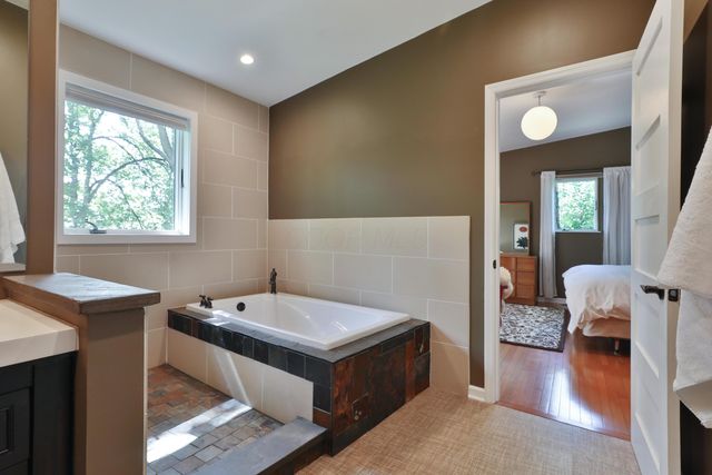 6889 Olentangy River Road, Columbus, OH 43235