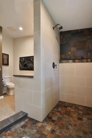 6889 Olentangy River Road, Columbus, OH 43235