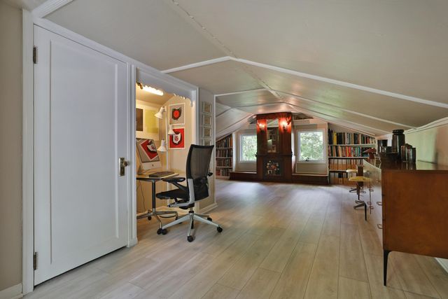 6889 Olentangy River Road, Columbus, OH 43235
