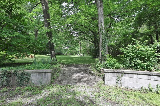 6889 Olentangy River Road, Columbus, OH 43235