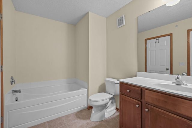 9124 Fox Court, Victoria, MN 55386