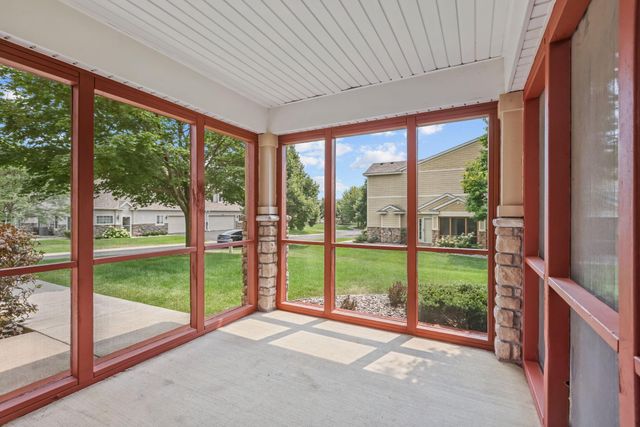 9124 Fox Court, Victoria, MN 55386