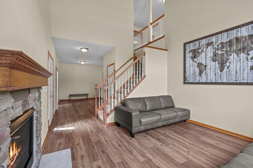 9124 Fox Court, Victoria, MN 55386 — photo 4