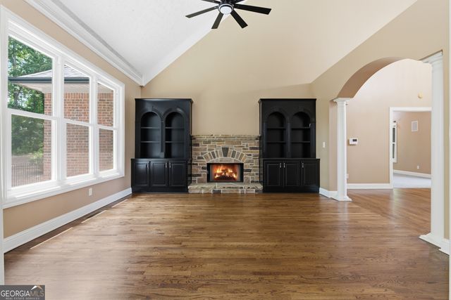 4583 Blooming Way, Flowery Branch, GA 30542