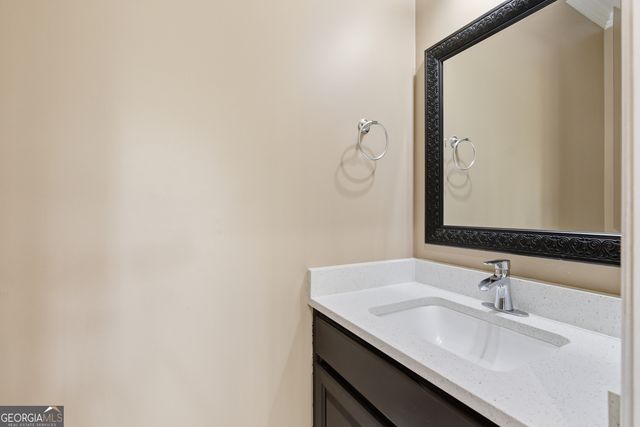 4583 Blooming Way, Flowery Branch, GA 30542