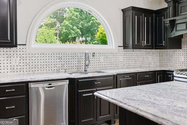 4583 Blooming Way, Flowery Branch, GA 30542