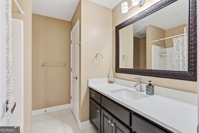 4583 Blooming Way, Flowery Branch, GA 30542
