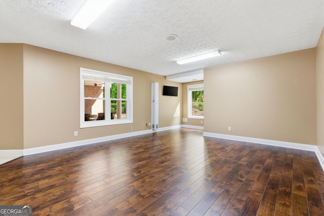 4583 Blooming Way, Flowery Branch, GA 30542