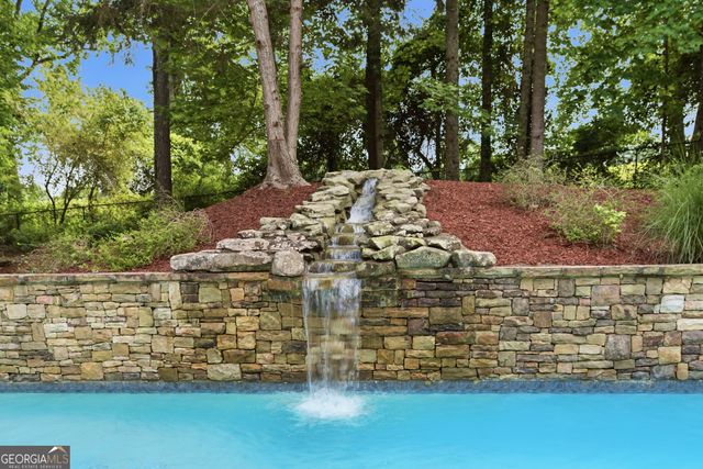 4583 Blooming Way, Flowery Branch, GA 30542