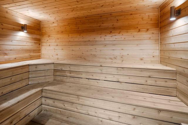 433 S 7th Street 1814, Minneapolis, MN 55415