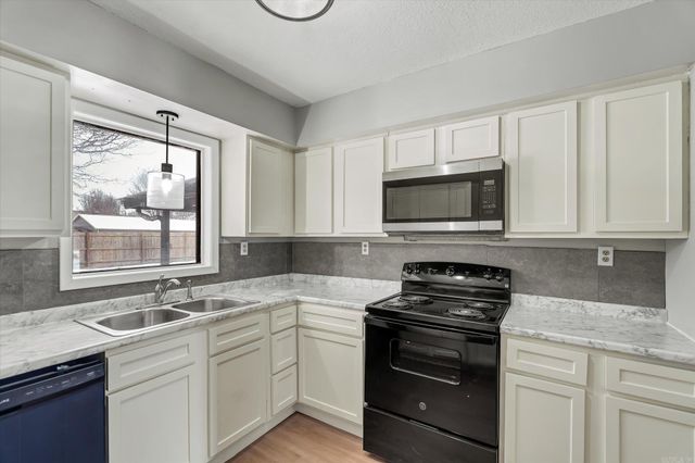 208 Ada Drive, Trumann, AR 72472