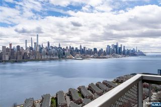 6600 E Boulevard East 23C-PH, West New York, NJ 07093