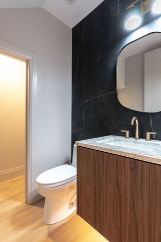 822 W Aldine Avenue 3N, Chicago, IL 60657