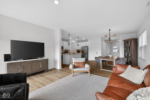 4543 Nokes Place, Indianapolis, IN 46235