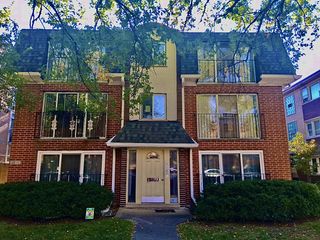 5543 W Higgins Avenue 1, Chicago, IL 60630