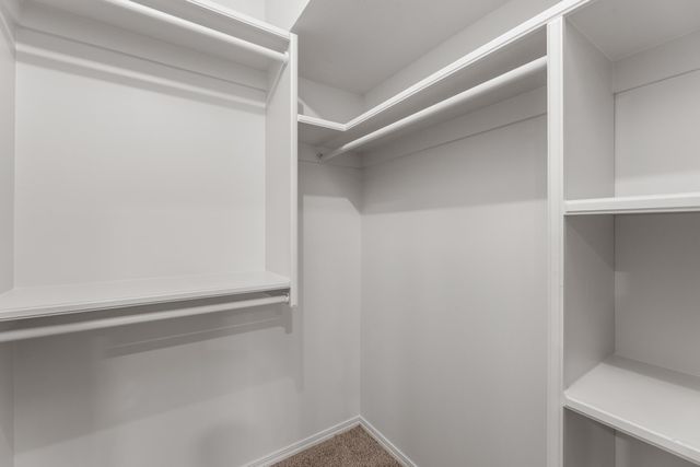 11018 W Shade Ct, Wichita, KS 67212