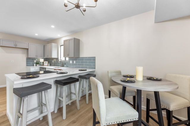 11018 W Shade Ct, Wichita, KS 67212