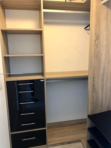 45 SW 9th St 2004, Miami, FL 33130