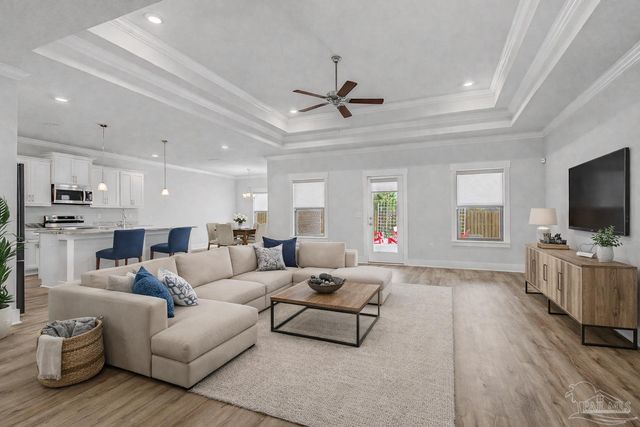 382 Tybrisa Ct, Cantonment, FL 32533