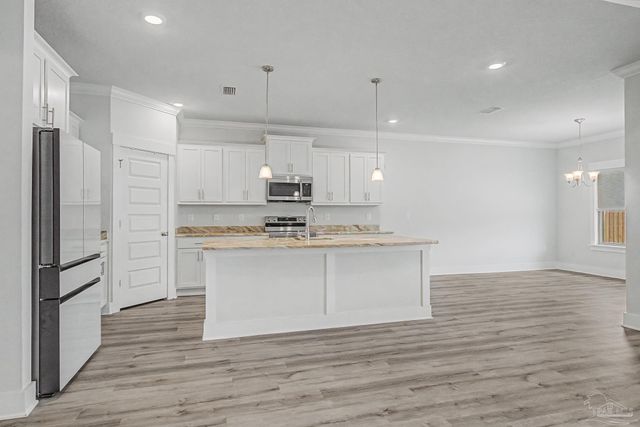 382 Tybrisa Ct, Cantonment, FL 32533